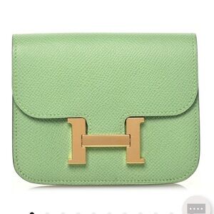 Hermes Constance Epsom   (Vert Criquet) Clutch/wallet/crossbody.